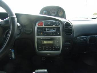 2006 Hyundai Starex Images