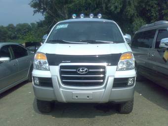 2006 Hyundai Starex Photos