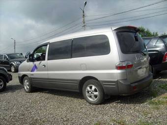 2006 Hyundai Starex Pictures
