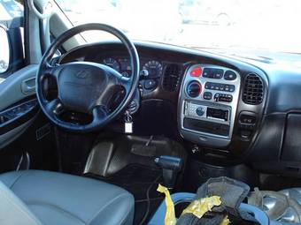 2006 Hyundai Starex Photos