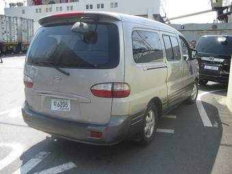 2006 Hyundai Starex Photos