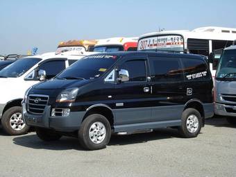 2006 Hyundai Starex Photos