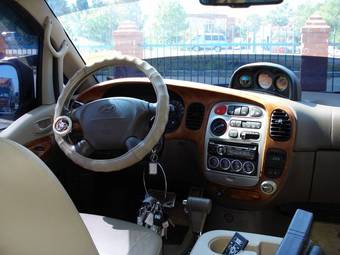 2006 Hyundai Starex Photos