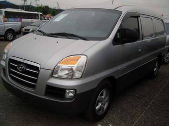 2006 Hyundai Starex Photos