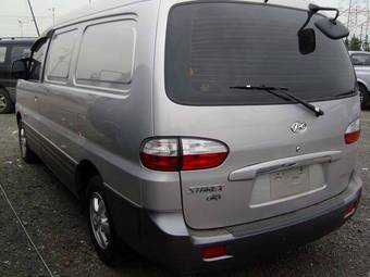 2006 Hyundai Starex Pictures