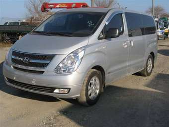 2007 Hyundai Starex Photos