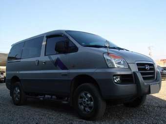 2007 Hyundai Starex Photos