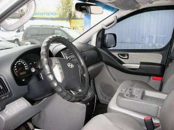 2007 Hyundai Starex Pictures