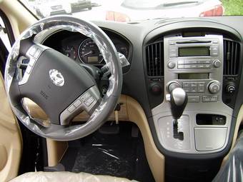 2007 Hyundai Starex Pictures