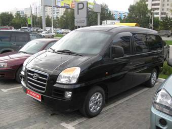 2007 Hyundai Starex Photos