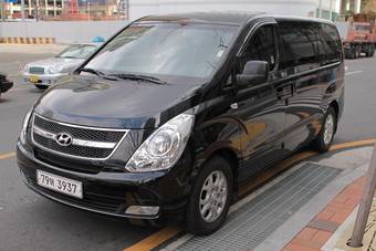 2008 Hyundai Starex Pics