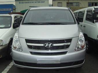 2008 Hyundai Starex Images