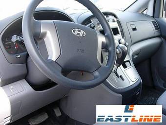 2008 Hyundai Starex Pictures