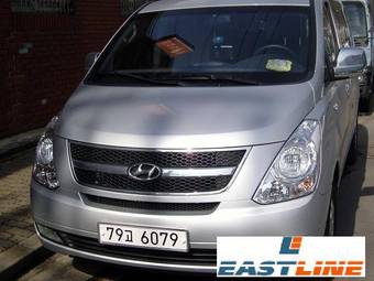 2008 Hyundai Starex Images