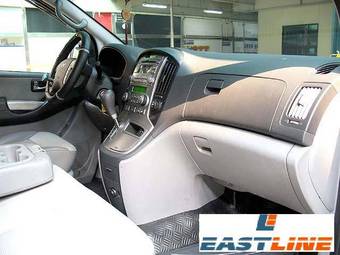2008 Hyundai Starex Photos