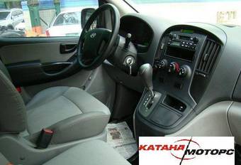 2008 Hyundai Starex Pictures