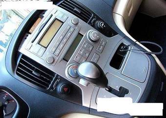 2008 Hyundai Starex Photos
