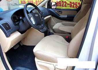 2008 Hyundai Starex Images