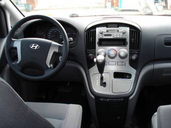 2008 Hyundai Starex Wallpapers