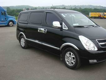 2008 Hyundai Starex Photos