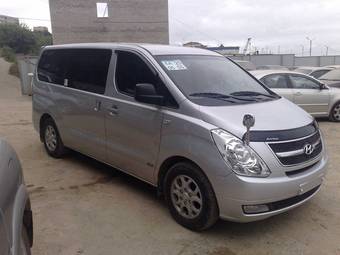 2008 Hyundai Starex Photos