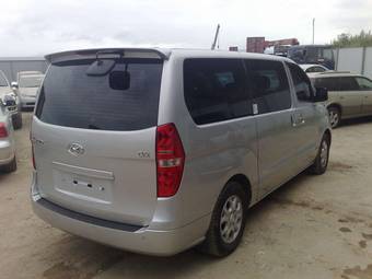 2008 Hyundai Starex Photos