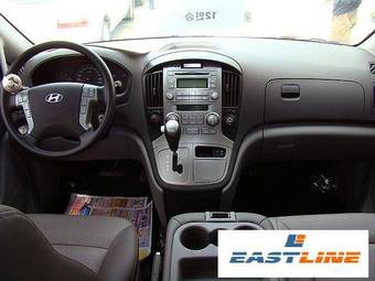 2008 Hyundai Starex Photos
