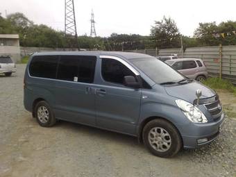 2008 Hyundai Starex Pictures