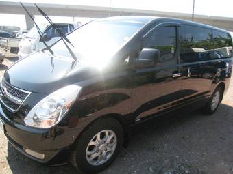 2008 Hyundai Starex Photos