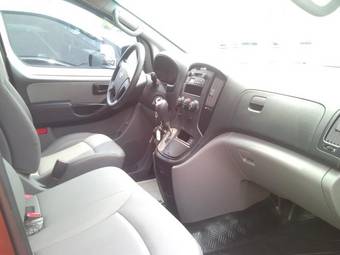 2008 Hyundai Starex Pictures