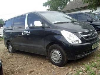 2008 Hyundai Starex Photos