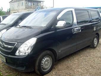 2008 Hyundai Starex Photos