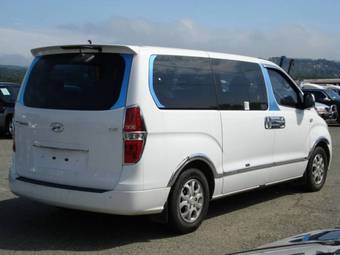 2008 Hyundai Starex Photos