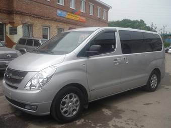 2008 Hyundai Starex Photos