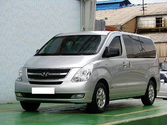 2008 Hyundai Starex Photos