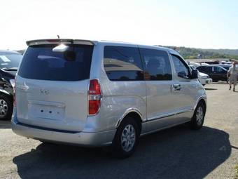 2008 Hyundai Starex Photos