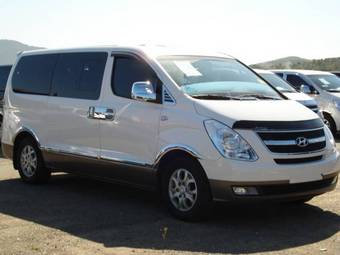 2008 Hyundai Starex Photos