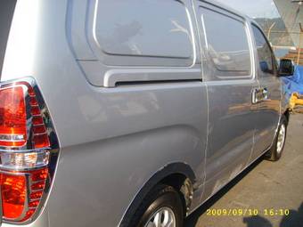 2008 Hyundai Starex Pictures