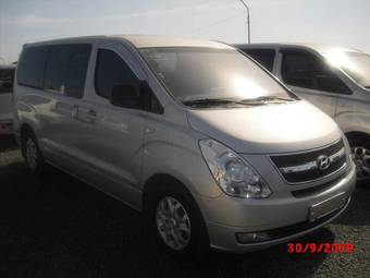 2008 Hyundai Starex Pics