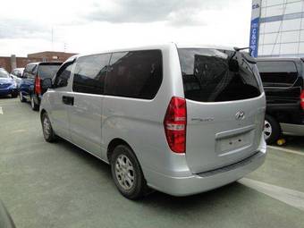 2008 Hyundai Starex Photos