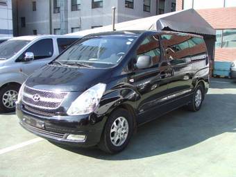 2008 Hyundai Starex Photos