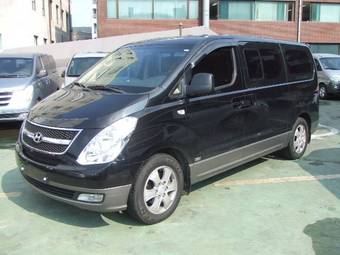 2008 Hyundai Starex Photos