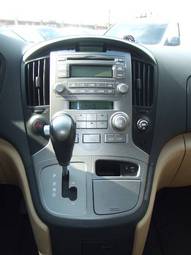 2008 Hyundai Starex Pictures