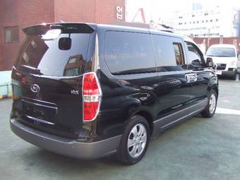 2008 Hyundai Starex Photos