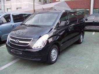 2008 Hyundai Starex Photos