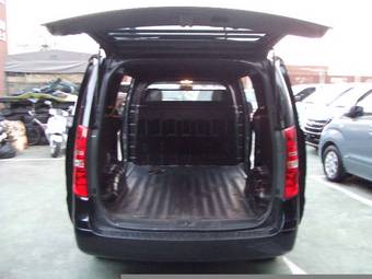 2008 Hyundai Starex Pictures