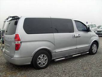 2008 Hyundai Starex Photos