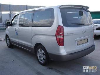 2008 Hyundai Starex Images