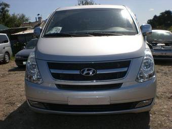 2008 Hyundai Starex Pictures