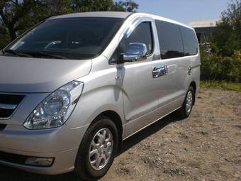 2008 Hyundai Starex Photos